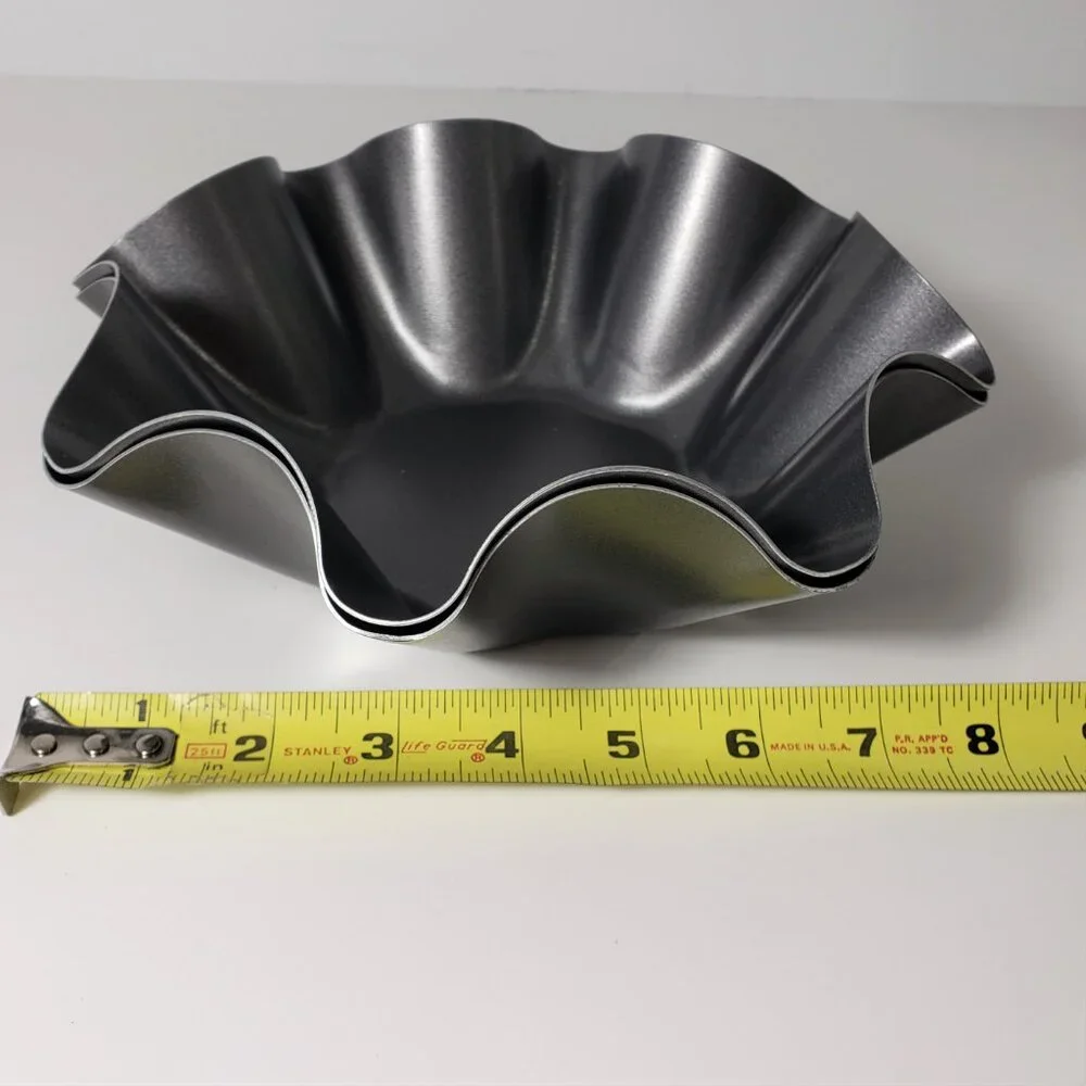 Bakeware Bundle 17 Pieces, New and Unique Vintage Items for Desserts Flans Tarts